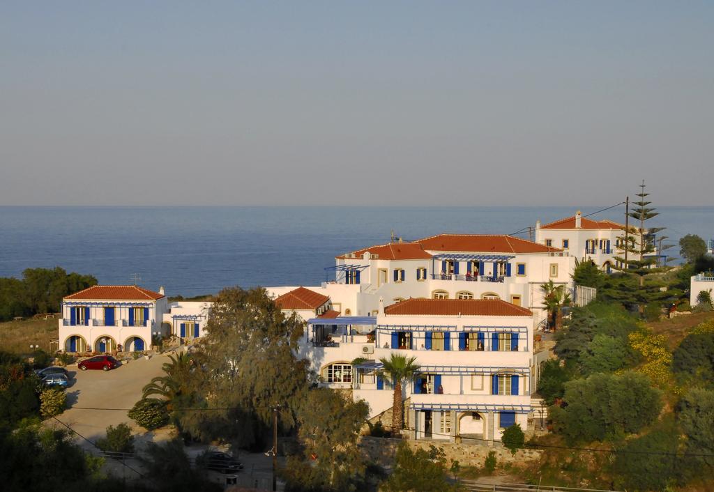 Venardos Hotel Agia Pelagia  Exterior photo